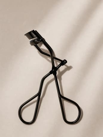MAC Cosmetics Full-Sized Eyelash Curler
